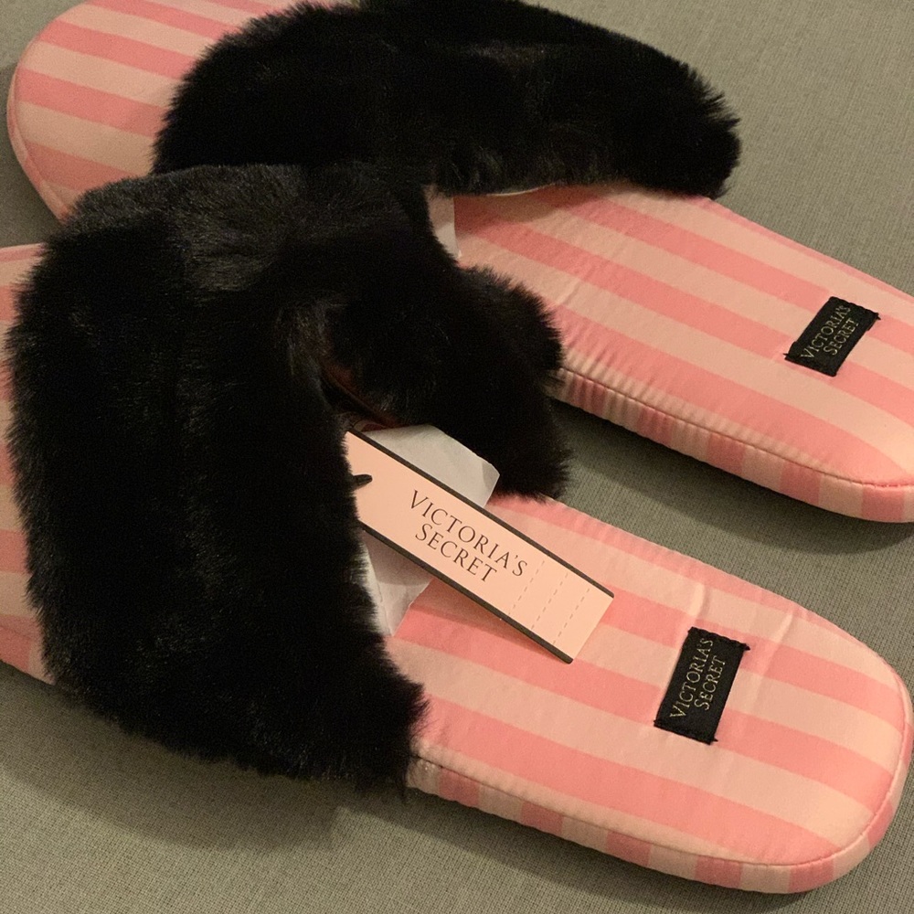 Victoria’s Secret Slippers